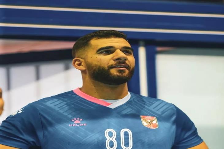 أحمد عادل لاعب كرة اليد بالنادي الأهلي